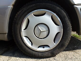MERCEDES BENZ  E 220 - 12