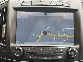 Opel Insignia - 12