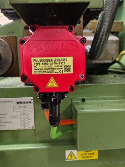 Prodám malý přesný soustruh Weiler 120CNC - 12