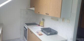 Pronájmu byt 1+1 na Březové - 12