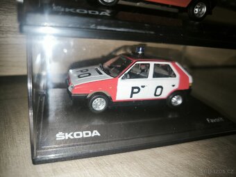 Prodám modely aut měřítek 1:43, 1:24, 1:18, hotwheels - 12