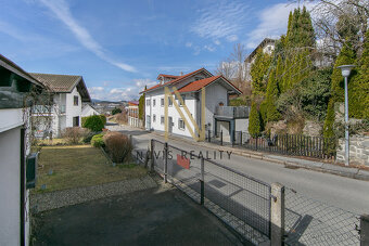 Prodej, rodinný dům se dvěma bytovými jednotkami, 213 m², Re - 12