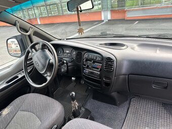 HYUNDAI H1 2.5 TDi 103kW / 3 místa / 197.000 KM / CENTRAL / - 12