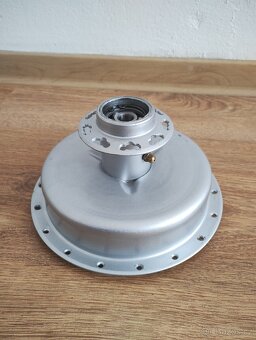 PRODÁM ORIGINÁL DÍLY MOTORU JAWA PÉRÁK 250 FJ / KOMUNISTA - 12