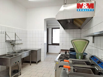 Pronájem obchodního prostoru, 221m2, ul. Riegrova, Brno - 12