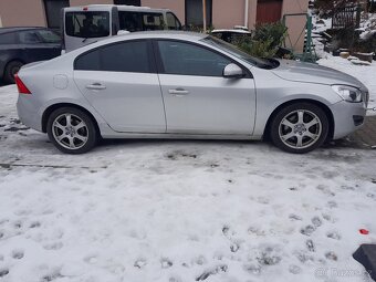 Volvo S60 3.0 T6 AWD 224 kw ,  150 420 km, první majitel - 12