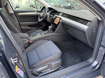 VW Passat B8 GTE 1.4 eTSI 160kW DSG Tažné Matrix Kamera Navi - 12