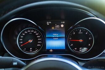 Mercedes-Benz C trieda Kupé 220d TOP STAV - 12