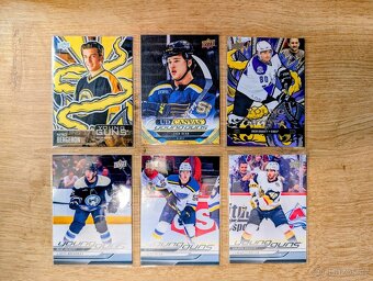 Hokejové kartičky - 12