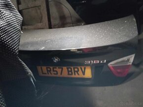 BMW 3 E9X E91 E90 karosářské díly dveře kapota nárazník - 12