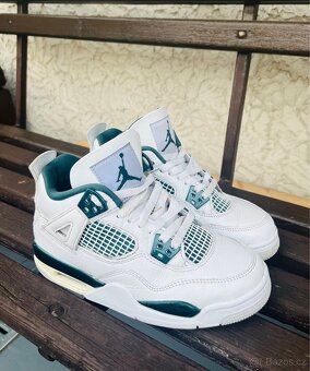 Jordan 4 - 12