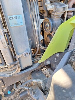 Traktor CLAAS ARION 650 - 12