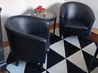 ČERNÝ STAROŽITNÝ NÁBYTEK, POČ.20.STOL. - 12