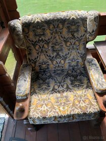 gauč s 2 křesly + stůl - 12