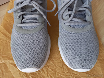 Tenisky NIKE TANJUN - velikost 40.5 - 12