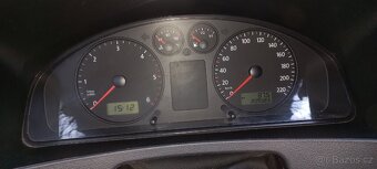 Vw T5 1.9tdi 75kw - 12