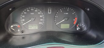 Ford Galaxy 1.9 TDi 81kW - 12