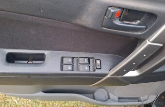 Daihatsu Terios 1.5 - 12