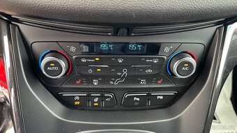 Ford Kuga 2.0TDCi 110kW A/T,ST-line,Stav - 12