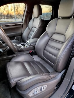 Porsche Cayenne S 4.2 V8 Diesel II FL 379PS - 12