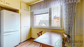 Prodej bytu 2+1, 60 m  Vidnava, panelový dům, balkon, sklep, - 12