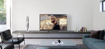 SMART LED TV Panasonic TX-32ES600E, 32" - jako nová - 12