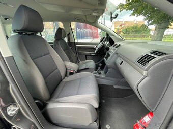 VW Touran 1.6 TDi Navigace,Climatronic - 12