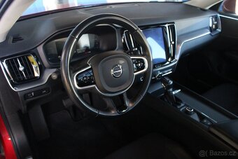 Volvo V60 D3 Momentum Automat+LED+Tažné+Panorama - 12