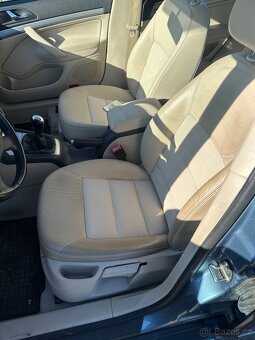 Škoda Octavia  1.4tsi- serviska-polokuže - 12