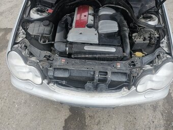 Mercedes Benz w203 2.0 120kw - 12