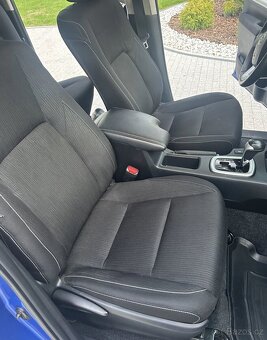 Toyota Hilux 2 393 cm3 - 12