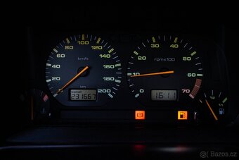 Volkswagen Golf Cabrio Rabbit - 12