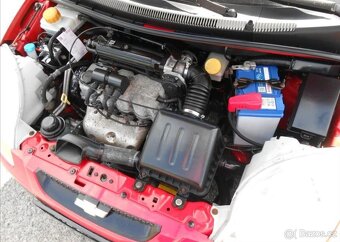 Chevrolet Spark 1,0 i 49 kW KLIMA Serviska benzín - 12