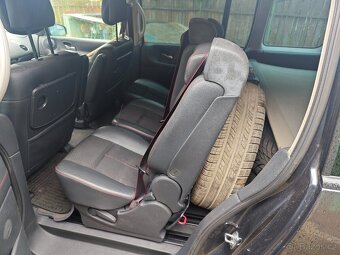 Renault Espace 2.0 dCi - 12
