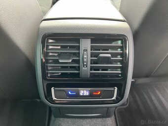 VW Passat Variant 2.0 TDi 147kw Eleg. Matrix tažné kamera - 12