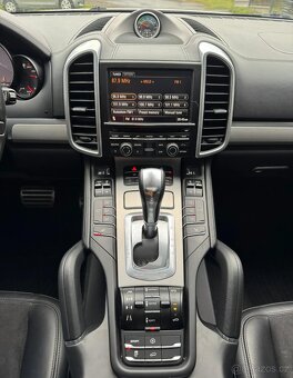 Porsche Cayenne GTS - 12