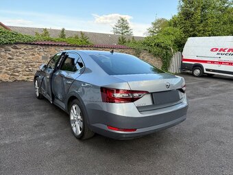Škoda Superb - 12