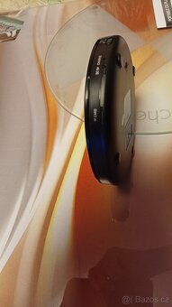 Nový , jen vybalený discman. Nabíjení přes USB kábel. - 12