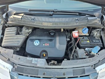 VW Sharan 1,9 TDi - 7 míst - 12