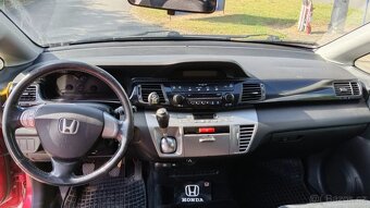 Honda FR-V 1.7 92 KW - 12