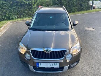 ŠKODA YETI 1.2TSi 2010 ALU, KLIMA, TAŽNÉ, 119.000km, 2x KOLA - 12