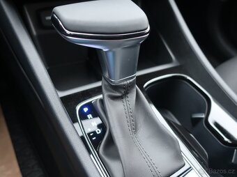 Hyundai Tucson 1.6T-GDi 110kW SMART "REZERVACE" - 12