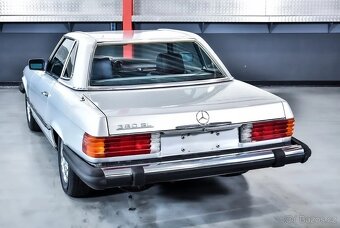 Mercedes 380 SL  R107  2 střechy TOP stav - 12