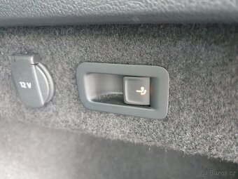 VW Passat B8 Variant 2.0TDI 110kW Man. Press&Drive Full LED - 12