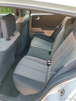 Rrenault Megane 2, 1.6 16v benzin - 12