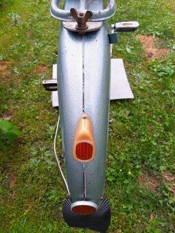 Jawetta 551 (1960) – pojízdná, pěkná patinovka + revma plech - 12