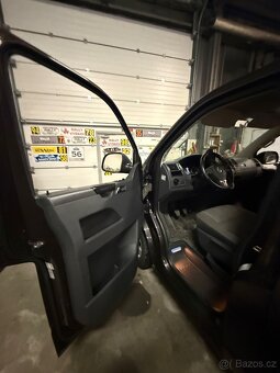 Volkswagen Multivan T5.1 103kw - 12