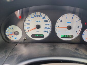 Chrysler Grand Voyager - 12
