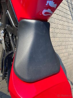 Suzuki Gsxr 600, 88KW, 23xxx km, nová STK - 12
