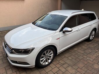 VW Passat 2.0 TDi Highline DSG ČR - 12